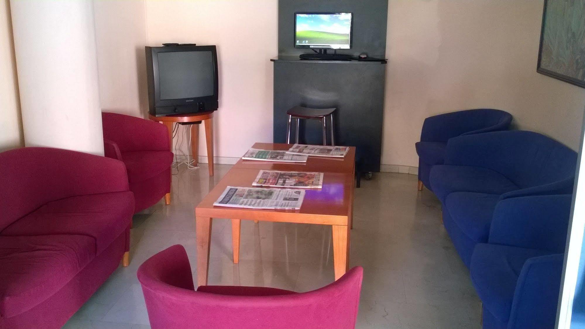 Hotel Montmeló Dış mekan fotoğraf